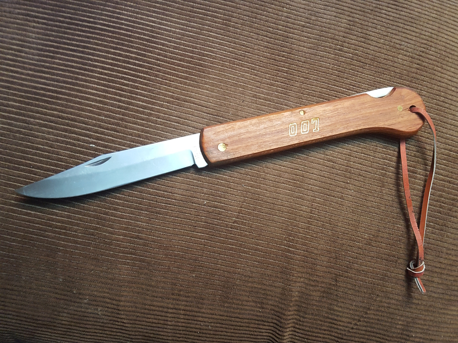 007knife-5